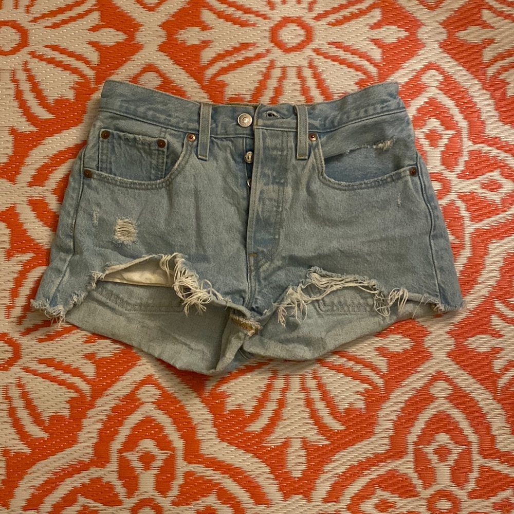 Levi’s shorts